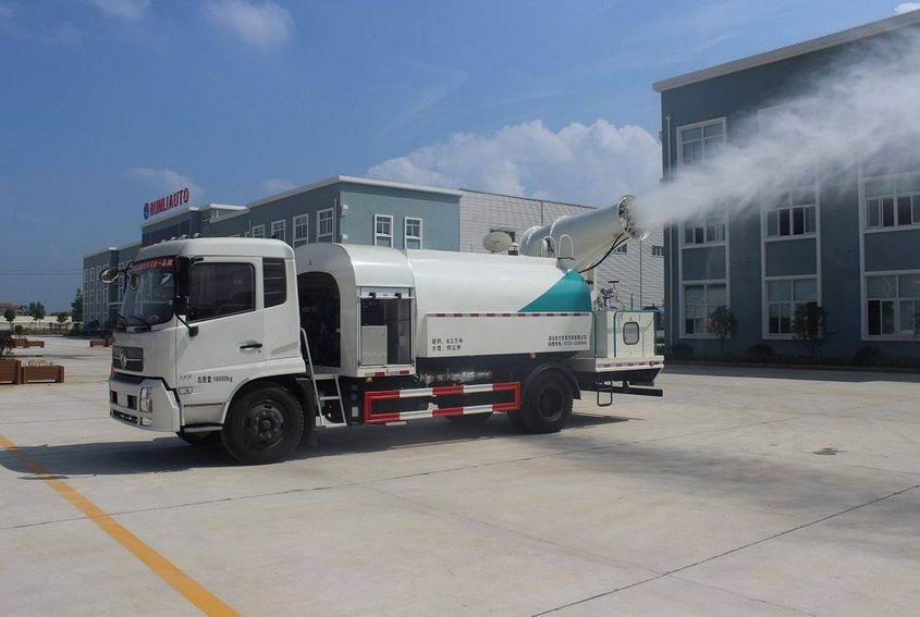 这台车搭载的副发动机功率为65KW，为后方的&ldquo;大炮&rdquo;体系供给动力输出。