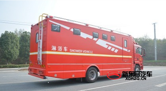 重汽6-8人位淋浴车图片
